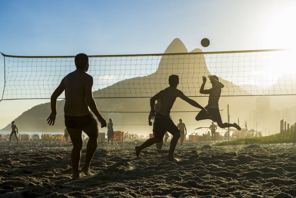 men playing volleyball